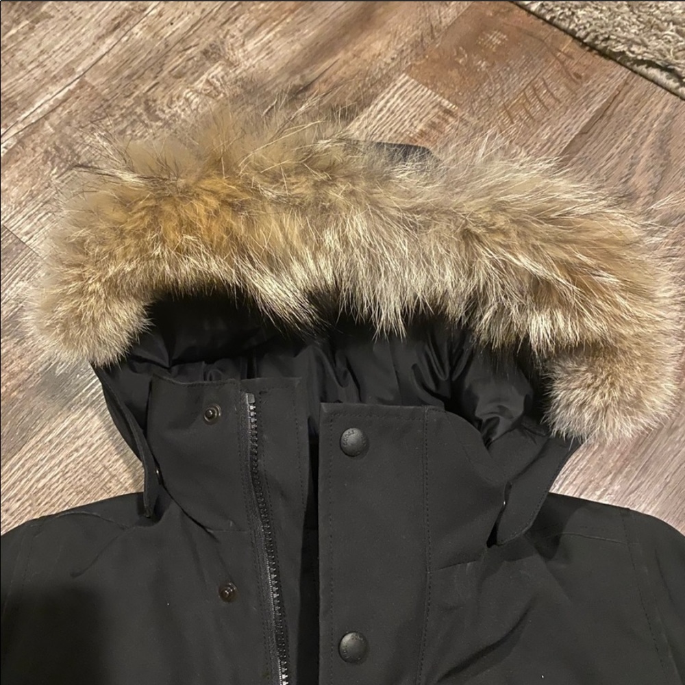 Canada Goose Jacket - Picture 5 of 14